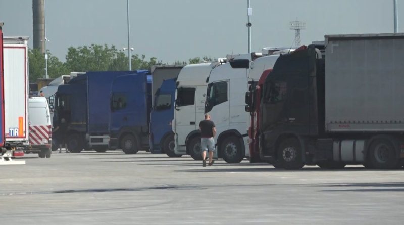 временно се ограничава движението за камиони